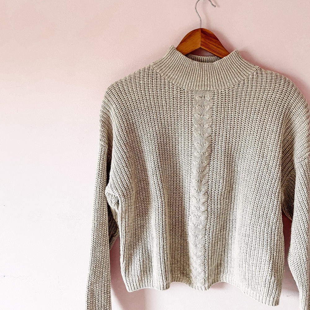 ✨SOLD ON DPOP✨• 90’s chunky turtleneck • - Picture 2 of 6